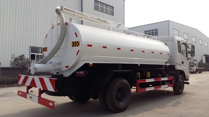 專業(yè)定制廣東東風吸糞車，多利卡系列支持分期，高清細節(jié)圖一覽